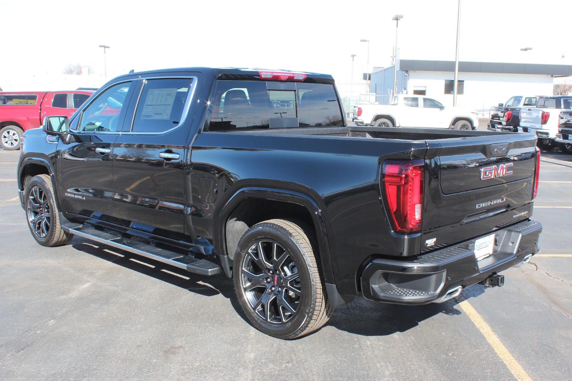 2024 GMC Sierra 1500 Vehicle Photo in AURORA, CO 80012-4011