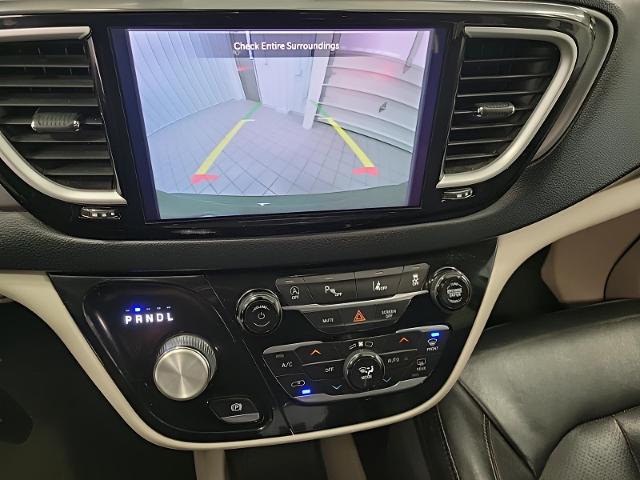 2022 Chrysler Pacifica Vehicle Photo in Green Bay, WI 54304