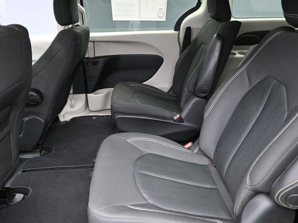 2020 Chrysler Voyager Vehicle Photo in Marion, IA 52302