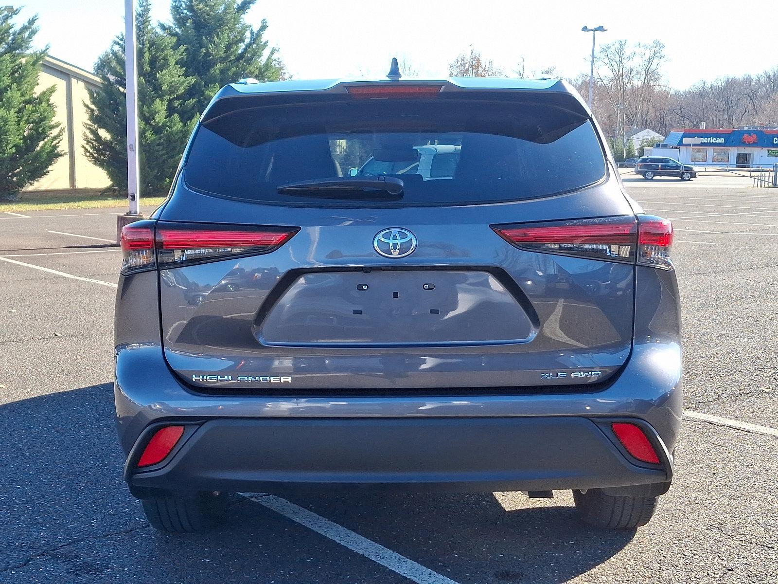 2023 Toyota Highlander Vehicle Photo in Trevose, PA 19053