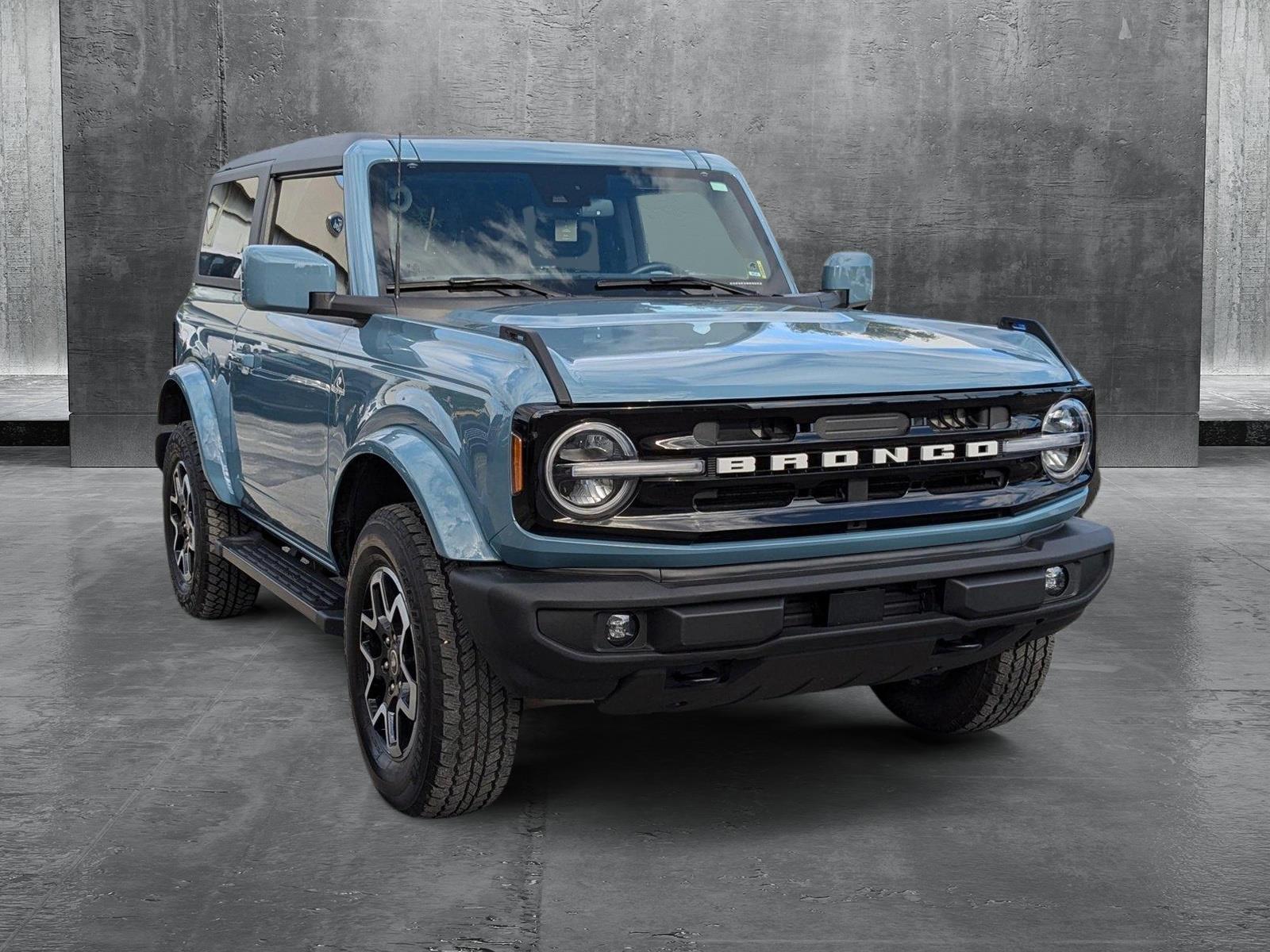 2023 Ford Bronco Vehicle Photo in Miami, FL 33015