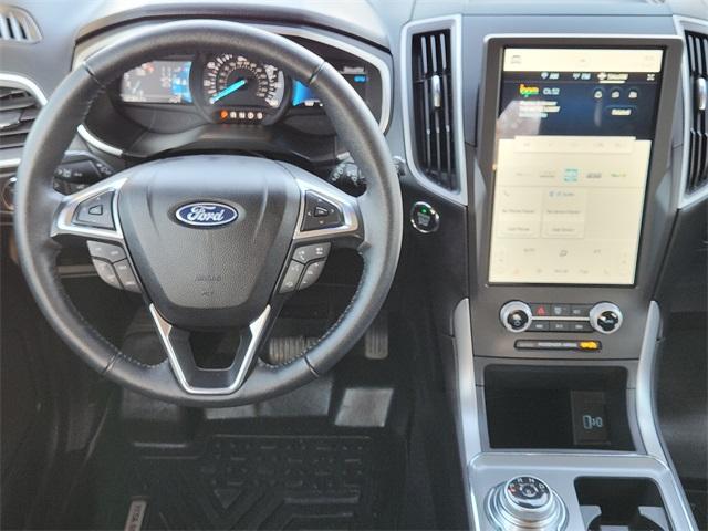 2021 Ford Edge Vehicle Photo in GAINESVILLE, TX 76240-2013