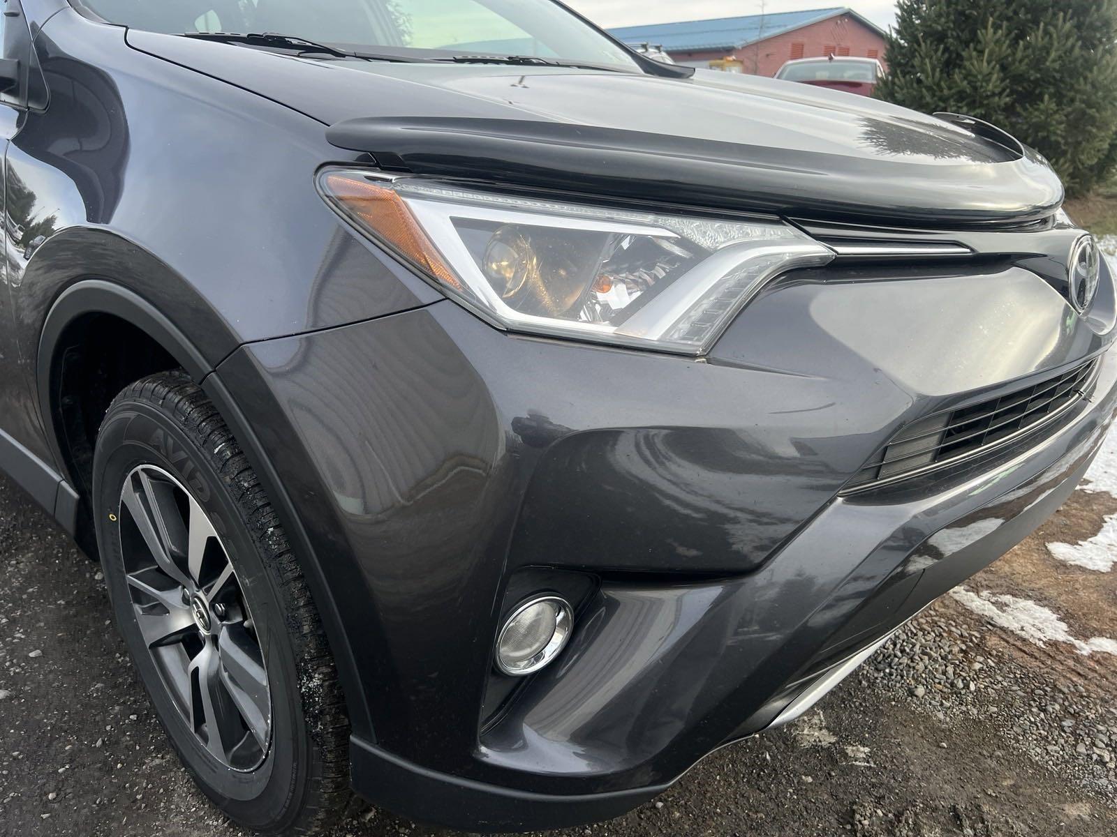 2017 Toyota RAV4 Vehicle Photo in Mechanicsburg, PA 17050-1707