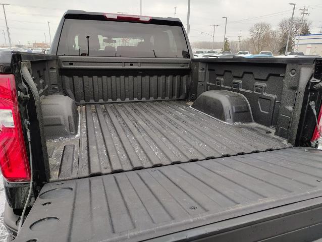 2022 Chevrolet Silverado 1500 LTD Vehicle Photo in GREEN BAY, WI 54304-5303