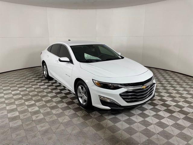 2025 Chevrolet Malibu Vehicle Photo in PHOENIX, AZ 85014-3381