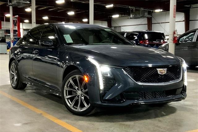 2025 Cadillac CT5 Vehicle Photo in KANSAS CITY, MO 64114-4545