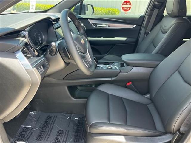 2025 Cadillac XT5 Vehicle Photo in TAMPA, FL 33612-3404