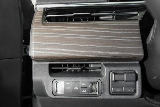 2025 GMC Sierra EV Vehicle Photo in PUYALLUP, WA 98371-4149
