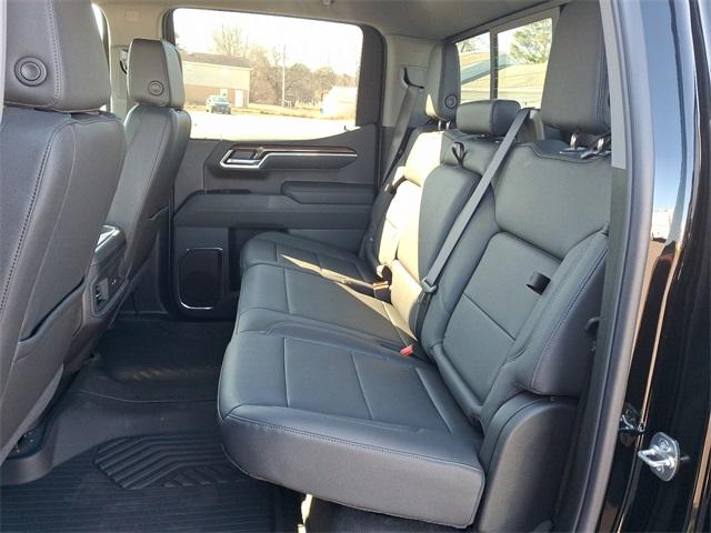 2025 Chevrolet Silverado 1500 Vehicle Photo in BERLIN, MD 21811-1121