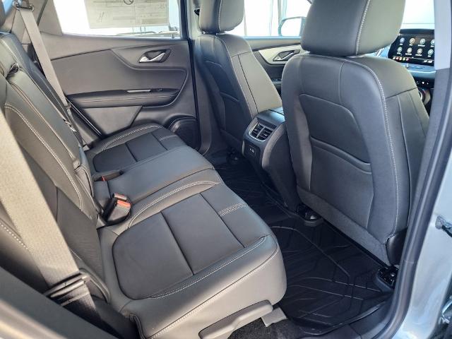 2025 Chevrolet Blazer Vehicle Photo in PARIS, TX 75460-2116