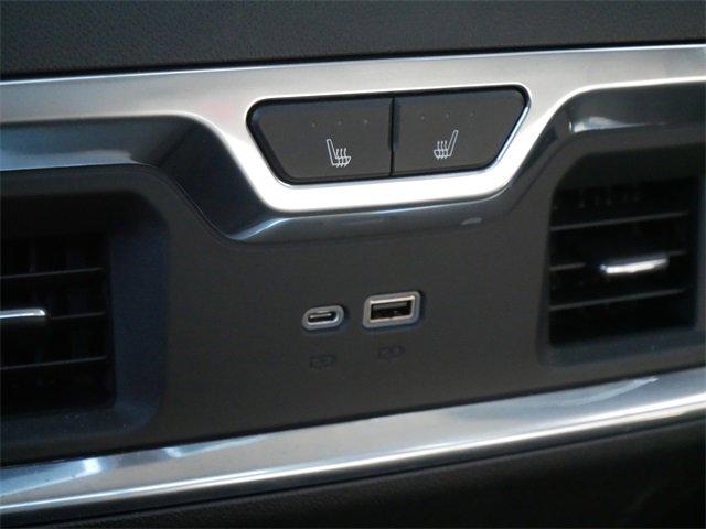 2022 Chevrolet Silverado 1500 Vehicle Photo in MAPLEWOOD, MN 55119-4794