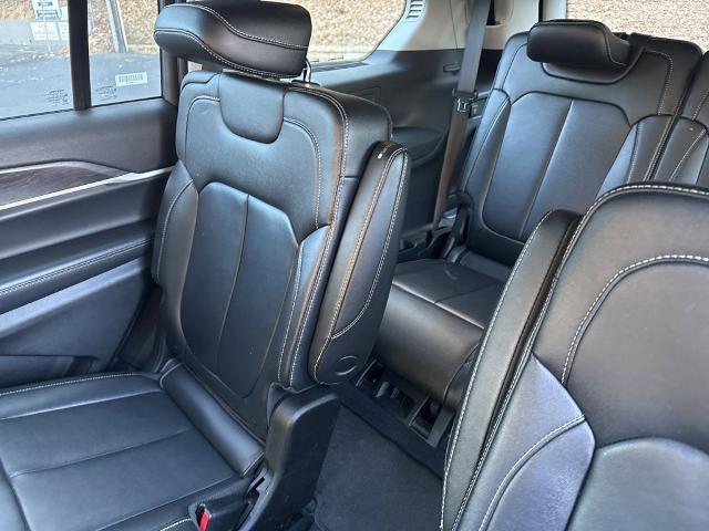 2023 Jeep Grand Cherokee L Vehicle Photo in MARION, NC 28752-6372