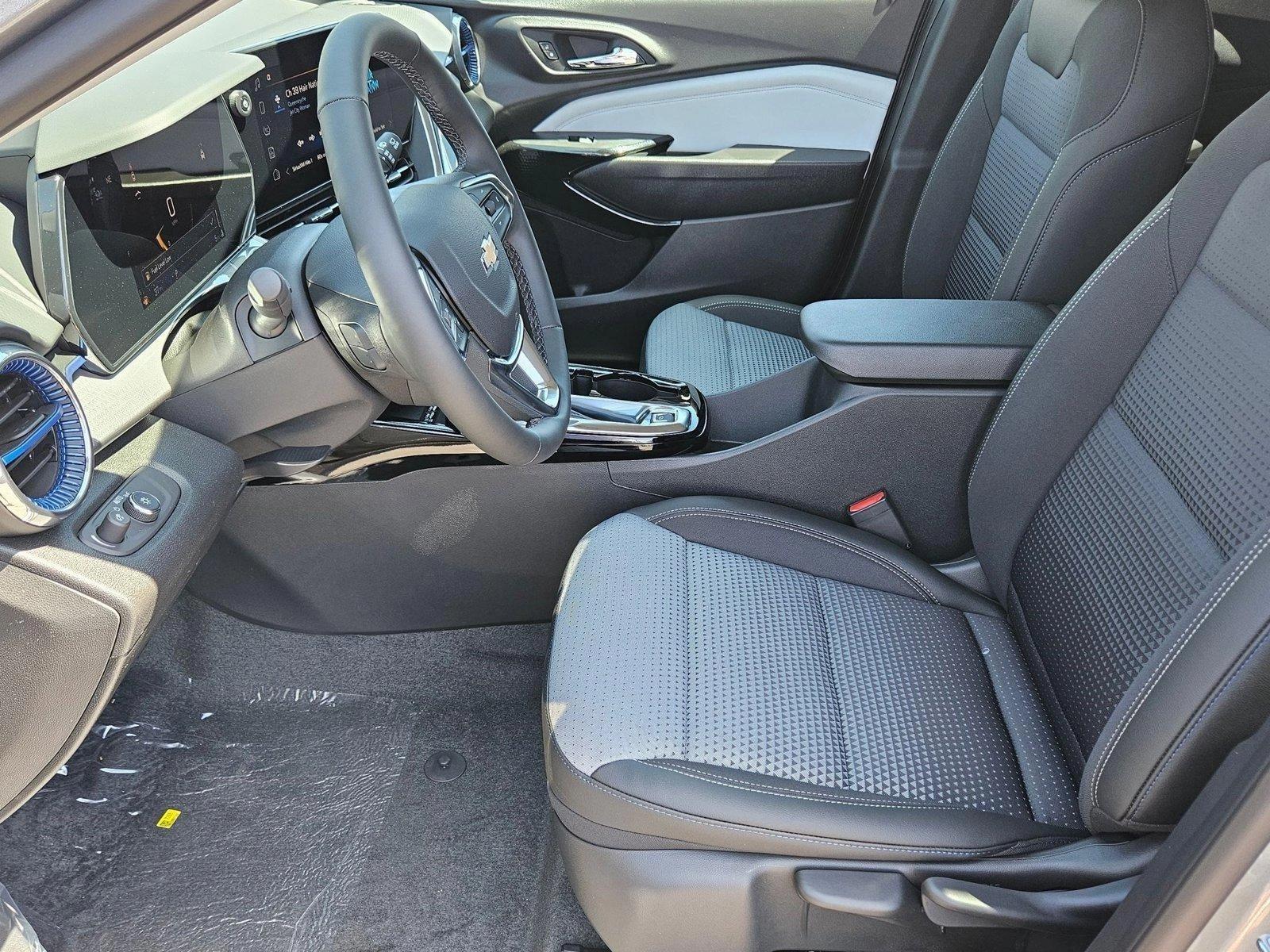 2025 Chevrolet Trax Vehicle Photo in PEORIA, AZ 85382-3715