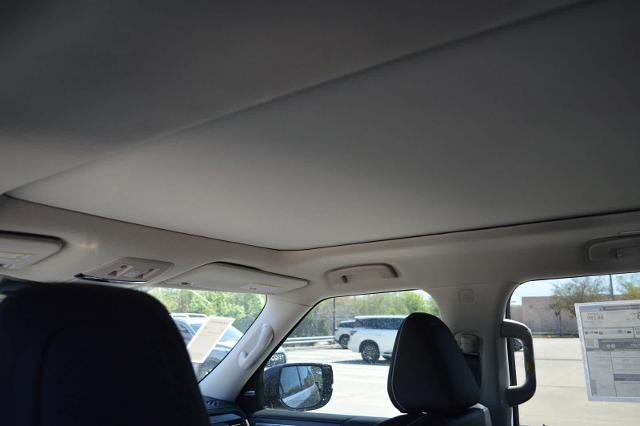 2025 INFINITI QX80 Vehicle Photo in Houston, TX 77090
