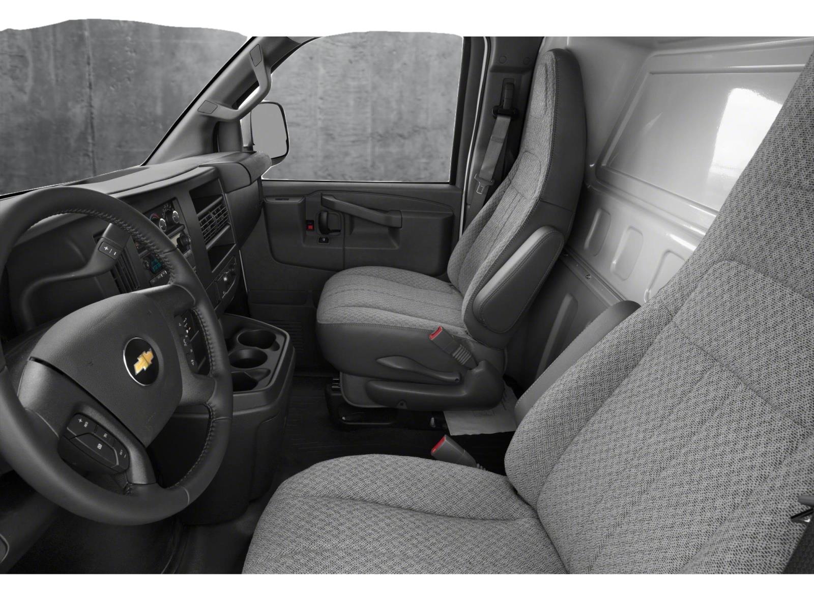 2025 Chevrolet Express Cargo 2500 Vehicle Photo in MIAMI, FL 33134-2699