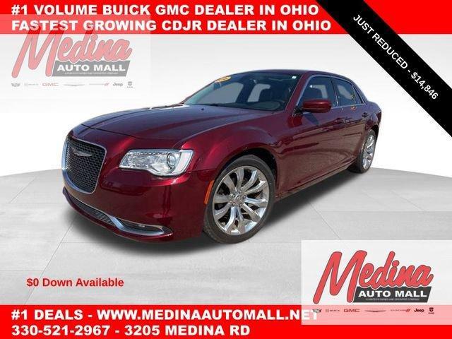 2016 Chrysler 300 Vehicle Photo in MEDINA, OH 44256-9631