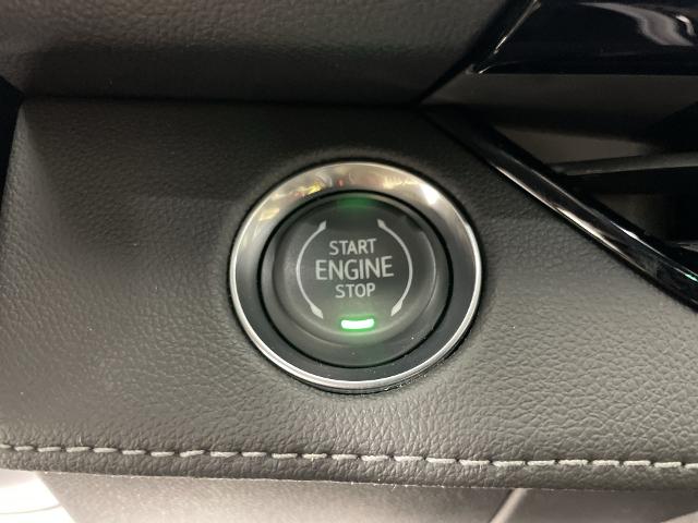 2025 Buick Enclave Vehicle Photo in GILBERT, AZ 85297-0402