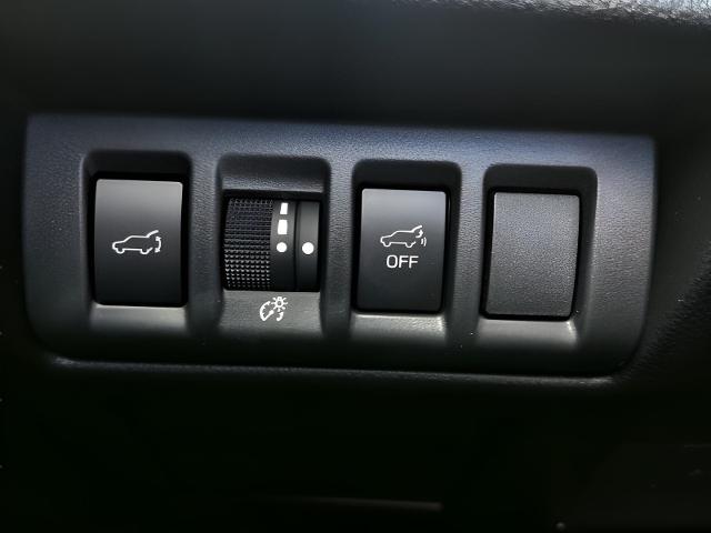 2025 Subaru Outback Vehicle Photo in Green Bay, WI 54304