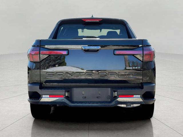 2025 Hyundai SANTA CRUZ Vehicle Photo in Green Bay, WI 54304