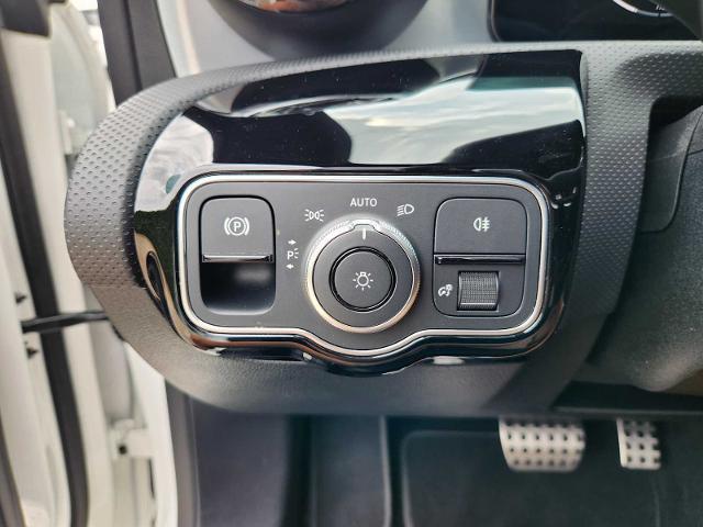 2025 Mercedes-Benz CLA Vehicle Photo in HOUSTON, TX 77079