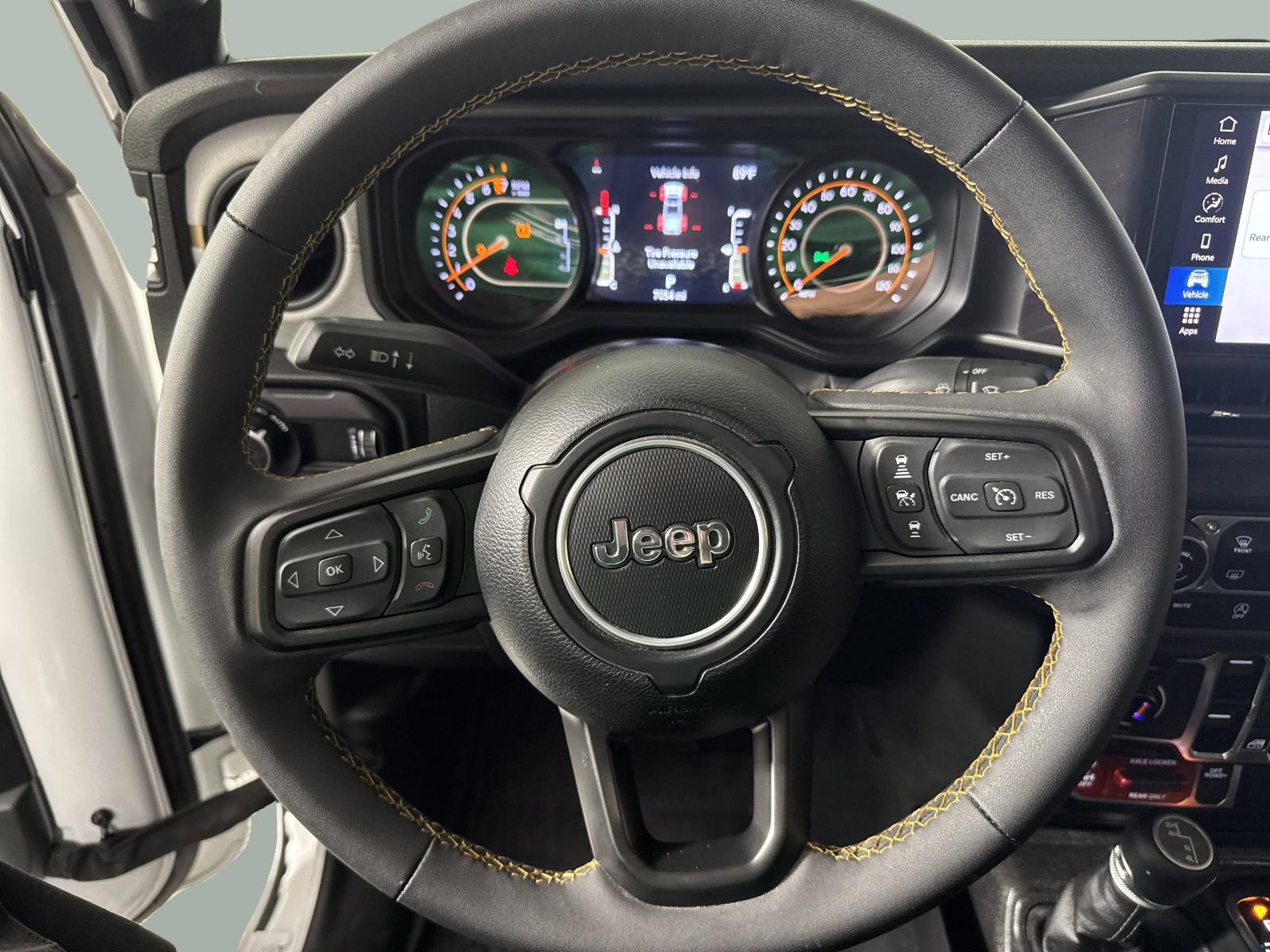 2024 Jeep Gladiator Vehicle Photo in GEORGETOWN, TX 78626-7508