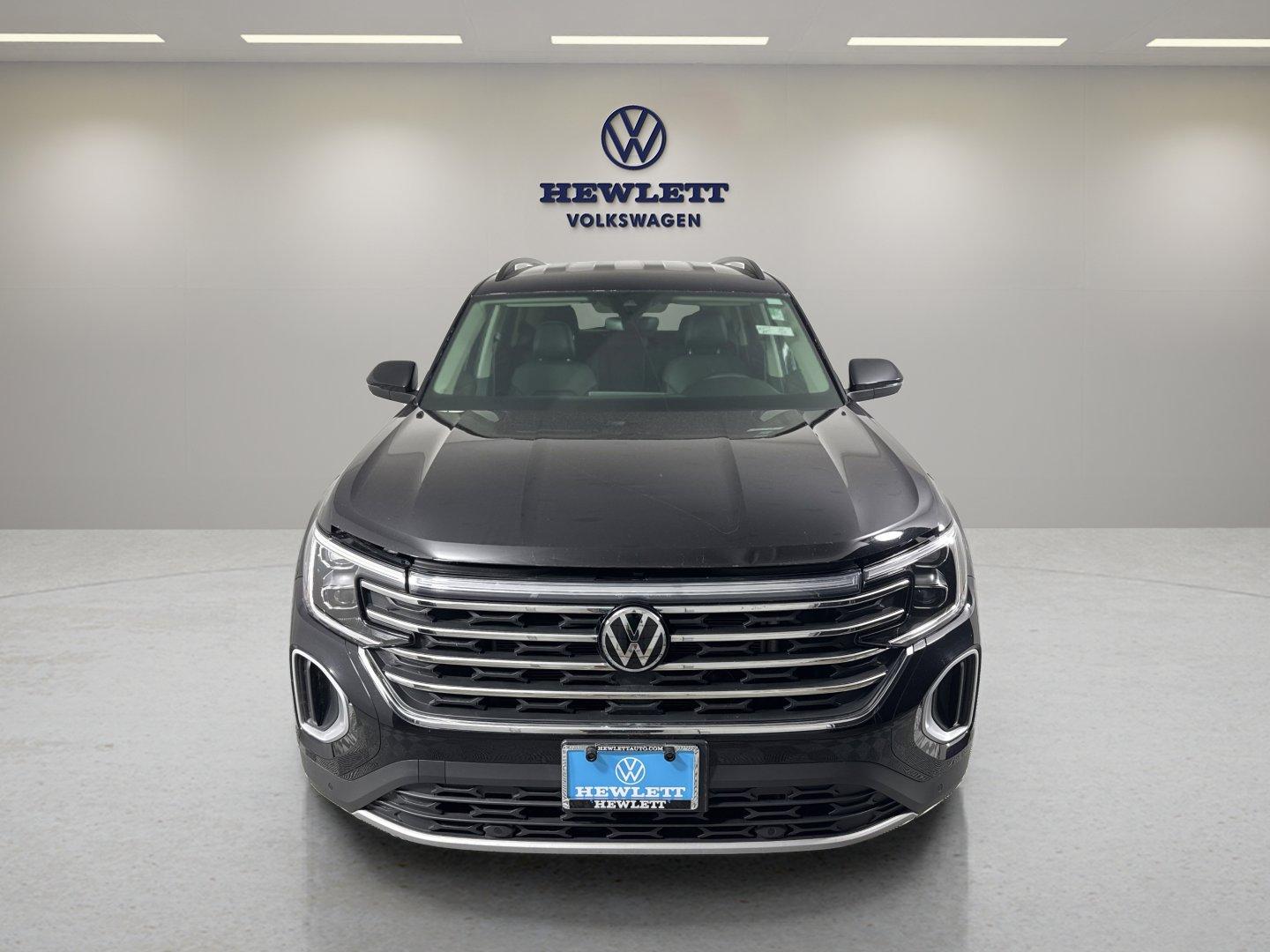 2024 Volkswagen Atlas Vehicle Photo in Georgetown, TX 78626