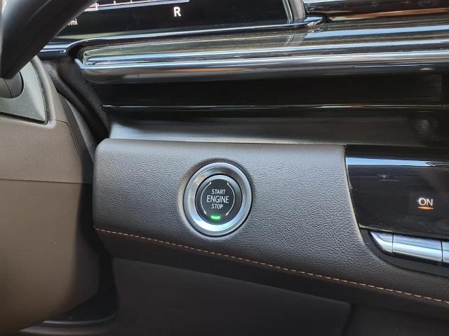 2021 Cadillac Escalade Vehicle Photo in Tampa, FL 33612