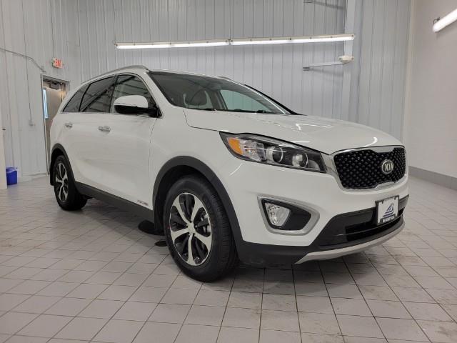 2016 Kia Sorento Vehicle Photo in Oshkosh, WI 54904