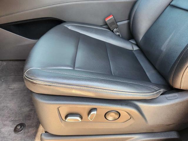 2022 Cadillac Escalade Vehicle Photo in DENTON, TX 76210-9321