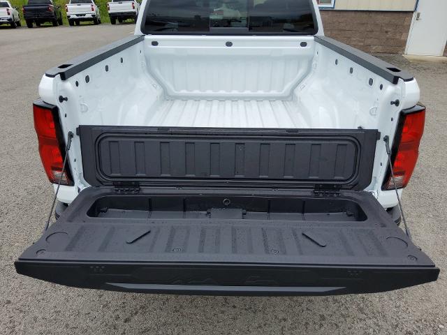 2024 Chevrolet Colorado Vehicle Photo in NEW ALEXANDRIA, PA 15670-3004