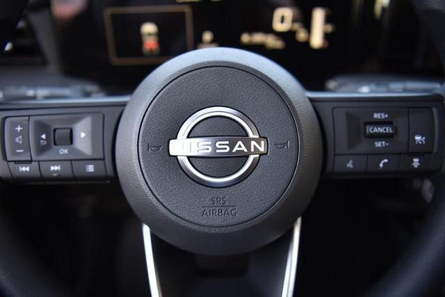 2025 Nissan Kicks Vehicle Photo in Ballwin, MO 63011
