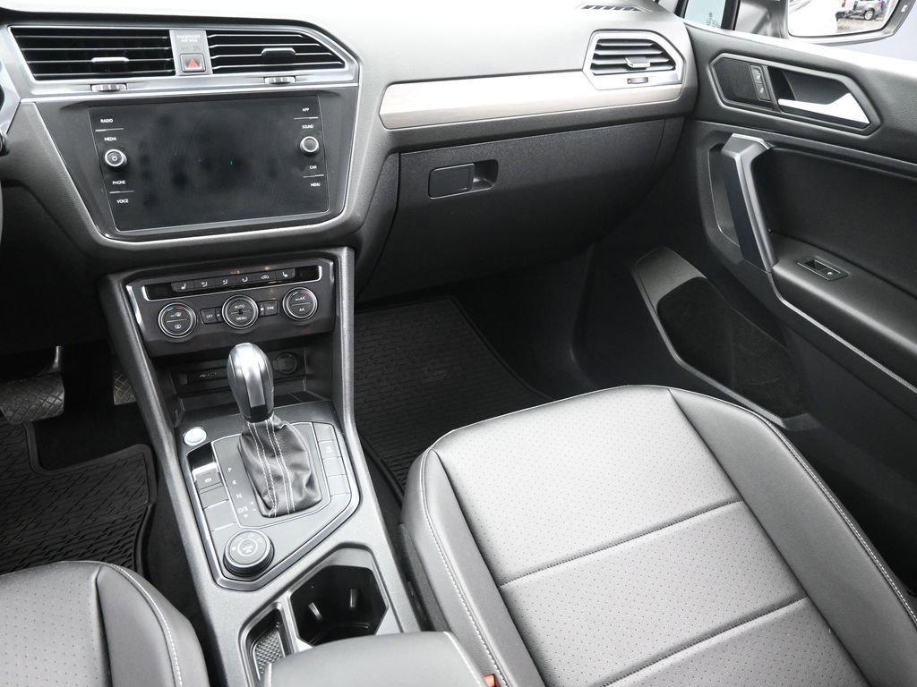 2021 Volkswagen Tiguan Vehicle Photo in Marion, IA 52302