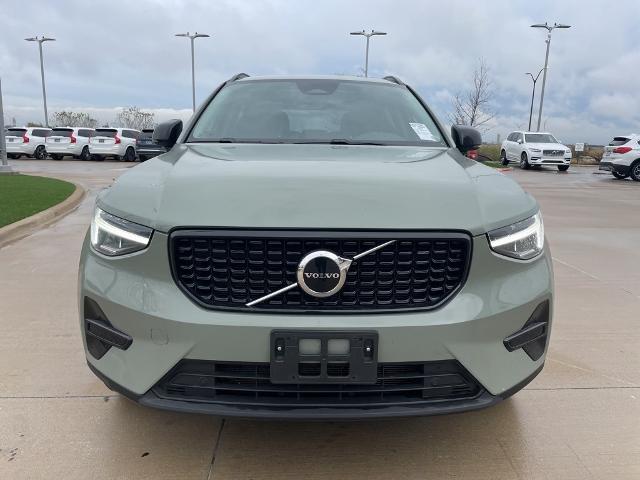 2024 Volvo XC40 Vehicle Photo in Grapevine, TX 76051