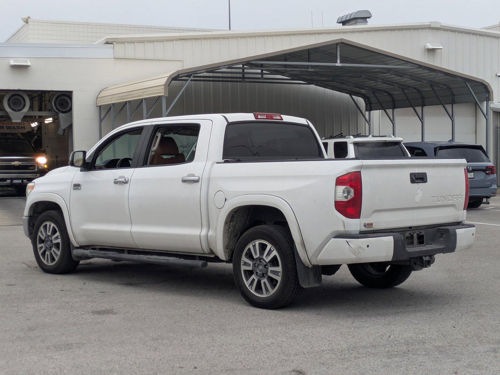 2019 Toyota Tundra 2WD Vehicle Photo in Corpus Christi, TX 78415