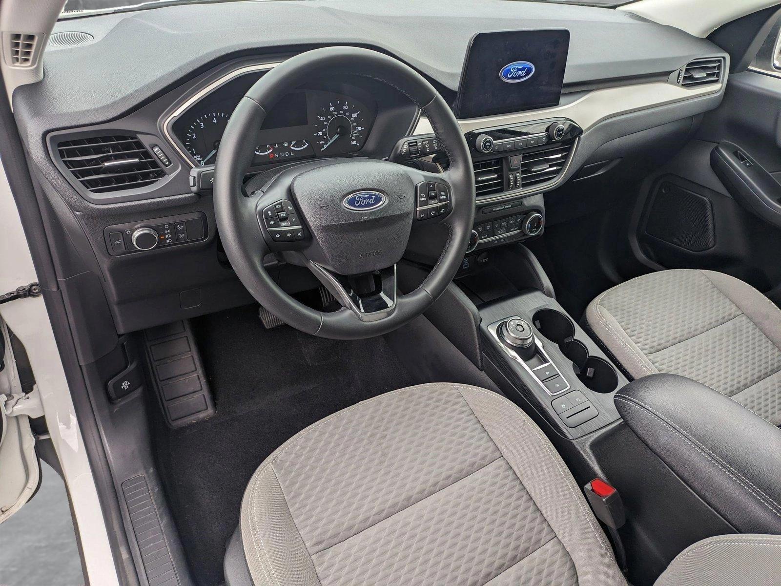 2022 Ford Escape Vehicle Photo in Bradenton, FL 34207