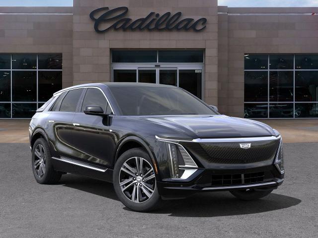 2025 Cadillac LYRIQ Vehicle Photo in KANSAS CITY, MO 64114-4545