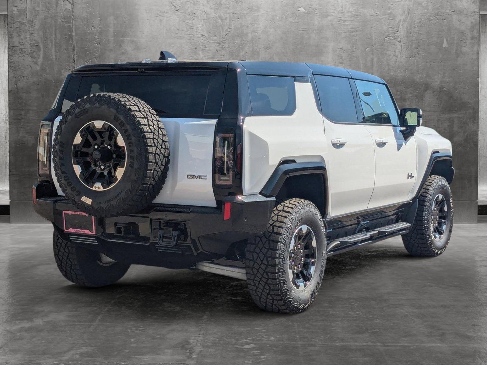 2025 GMC HUMMER EV SUV Vehicle Photo in LONE TREE, CO 80124-2750