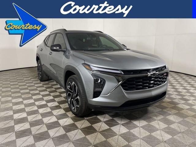 2025 Chevrolet Trax Vehicle Photo in PHOENIX, AZ 85014-3381