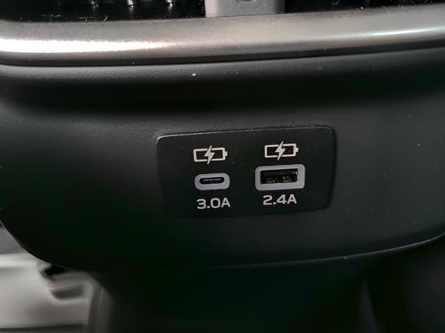 2025 Subaru Outback Vehicle Photo in Green Bay, WI 54304