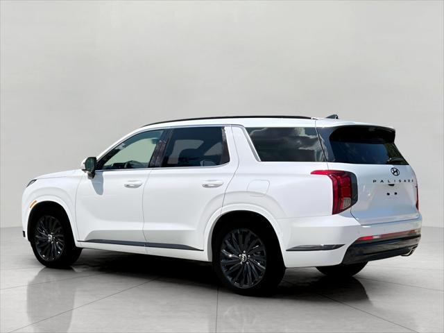 2025 Hyundai PALISADE Vehicle Photo in Green Bay, WI 54304