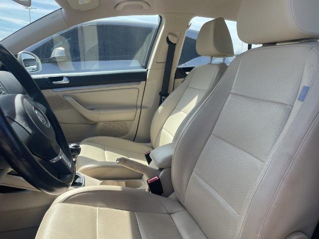 2010 Volkswagen Jetta Sedan Vehicle Photo in San Antonio, TX 78230