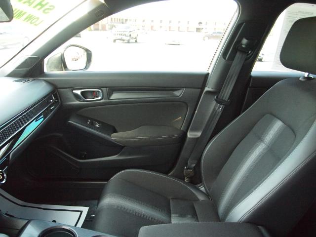 2024 Honda Civic Hatchback Vehicle Photo in MADISON, IN 47250-1611