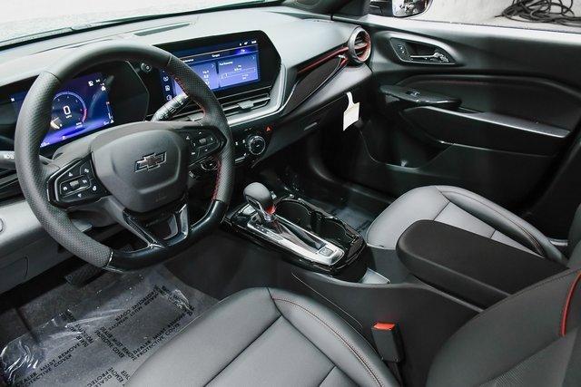 2025 Chevrolet Trax Vehicle Photo in EVERETT, WA 98203-5662