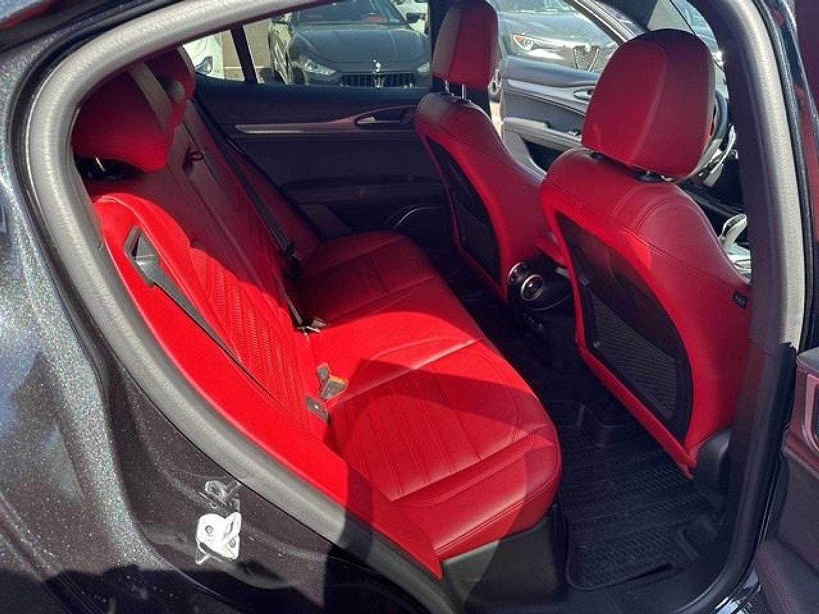 2022 Alfa Romeo Stelvio Vehicle Photo in Willow Grove, PA 19090