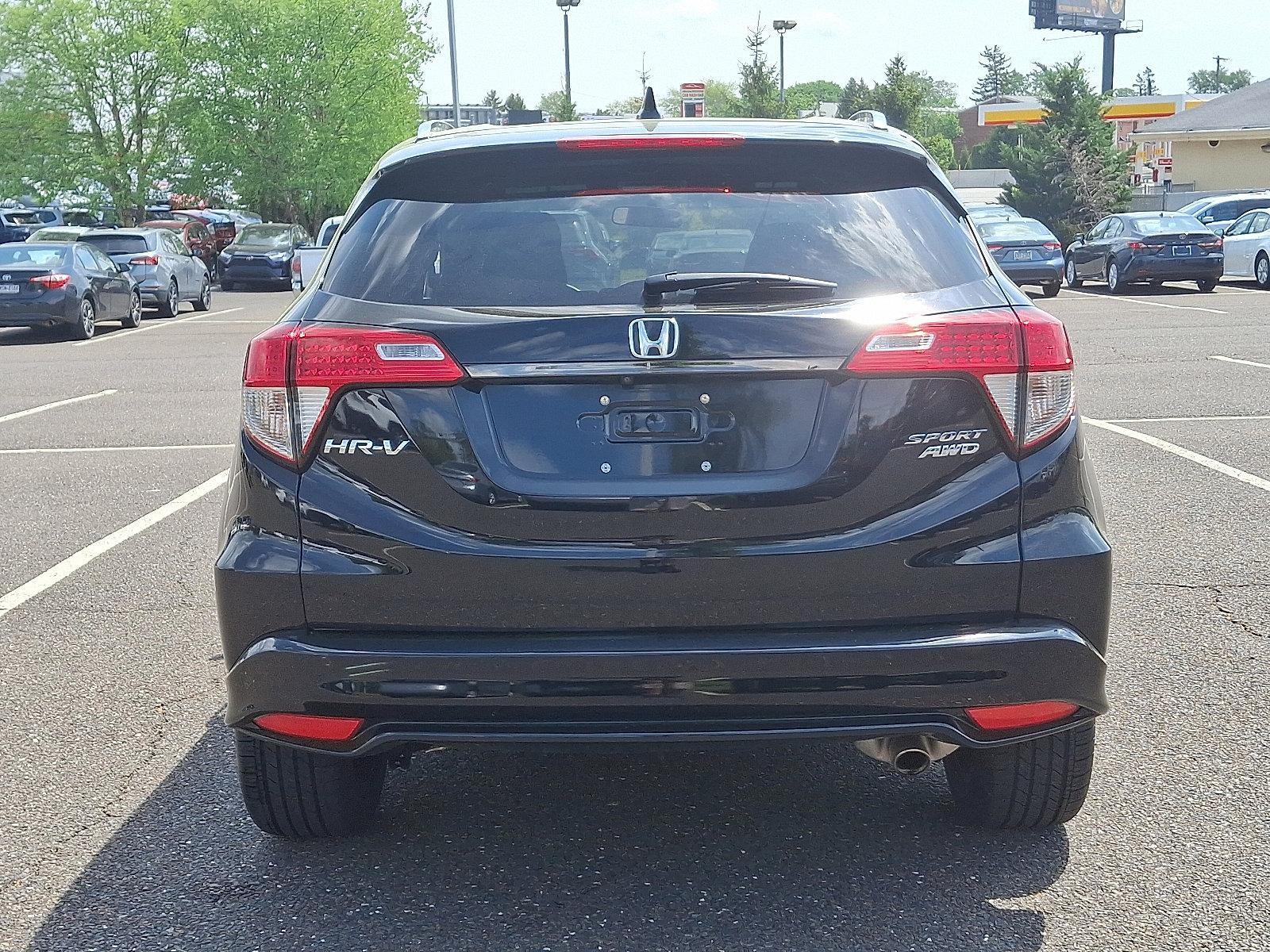 2021 Honda HR-V Vehicle Photo in Trevose, PA 19053
