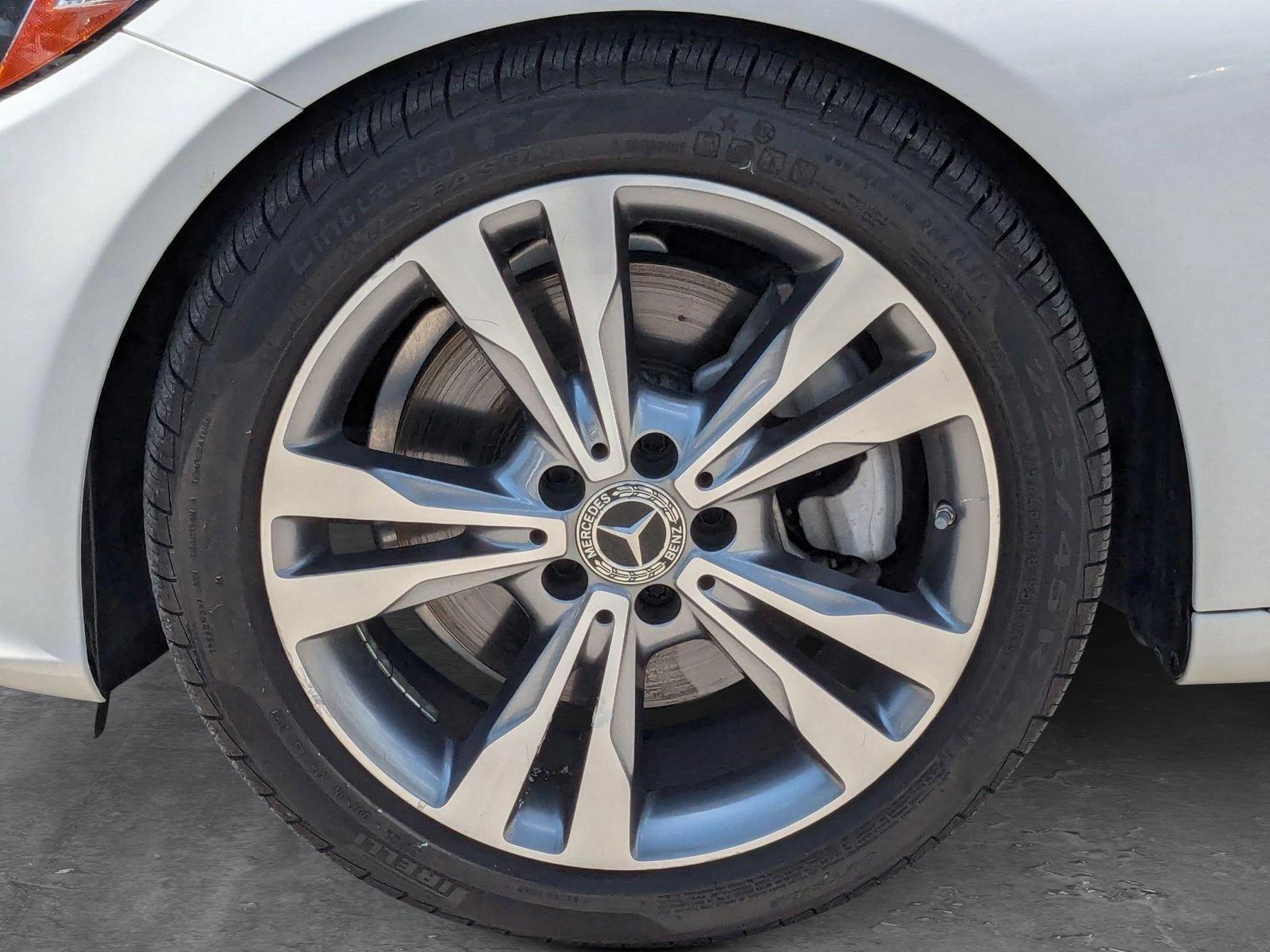 2018 Mercedes-Benz C-Class Vehicle Photo in Miami, FL 33169
