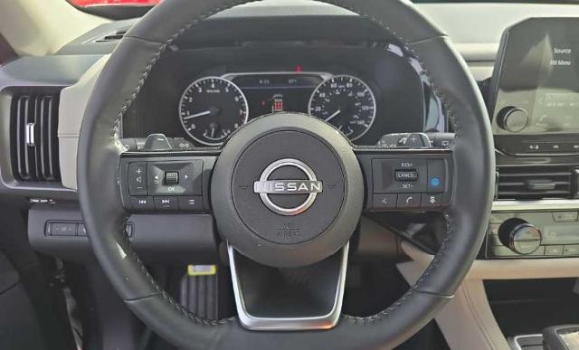 2024 Nissan Pathfinder Vehicle Photo in DALLAS, TX 75209