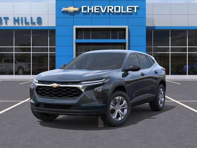 2025 Chevrolet Trax Vehicle Photo in Roslyn, NY 11576
