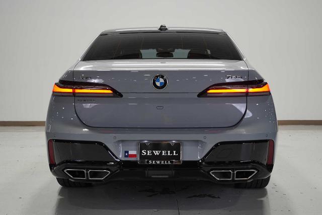 2023 BMW 760i xDrive Vehicle Photo in GRAPEVINE, TX 76051