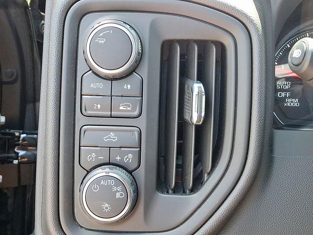 2023 Chevrolet Silverado 1500 Vehicle Photo in DANBURY, CT 06810-5034